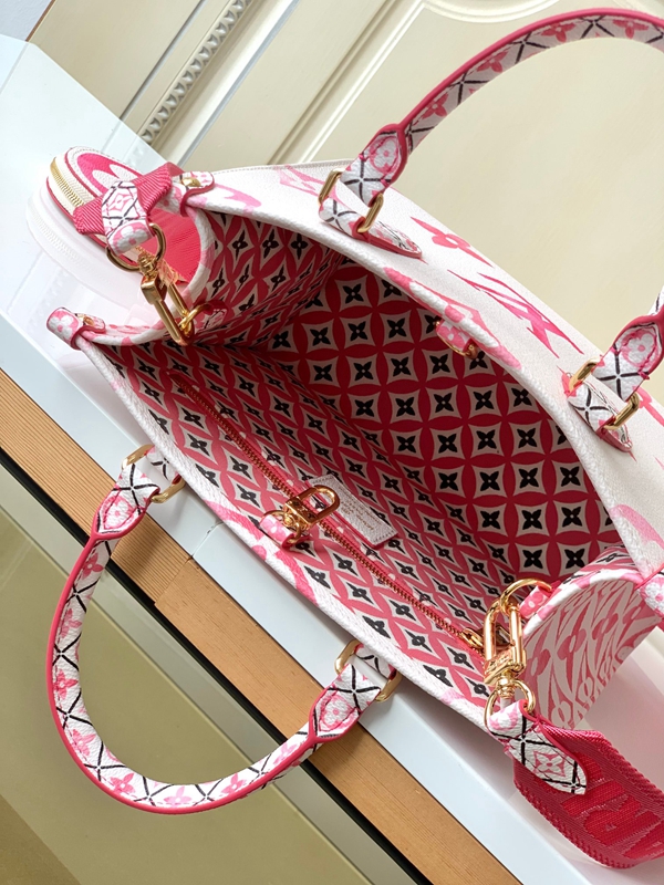 ルイヴィトンバッグ着用イメージ